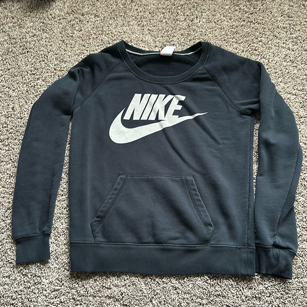 NIKE sweater small
